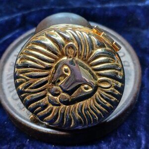 Estee Lauder Leo Zodiac Compact